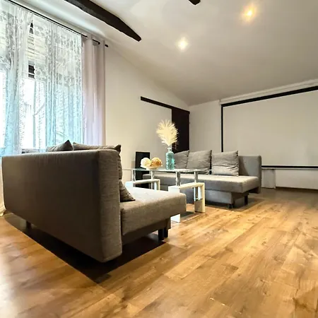 Miejski Zakatek - Centrum Zxv Zxii Katowice